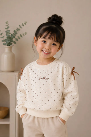 Smile Dot Cream Sweatshirt